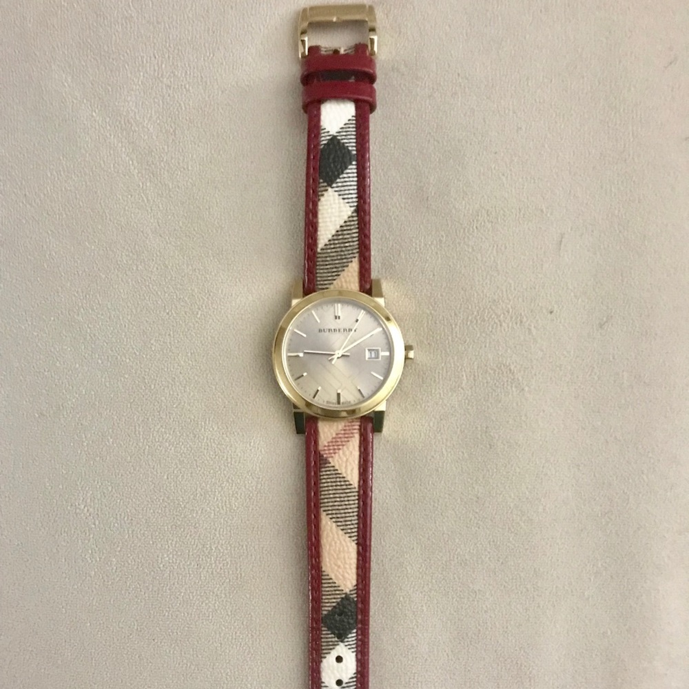 Burberry Watch. NWOT. Never worn.
